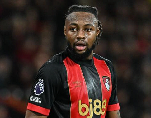 英超豪门竞逐塞梅尼奥：转会市场焦点人物的动态追踪