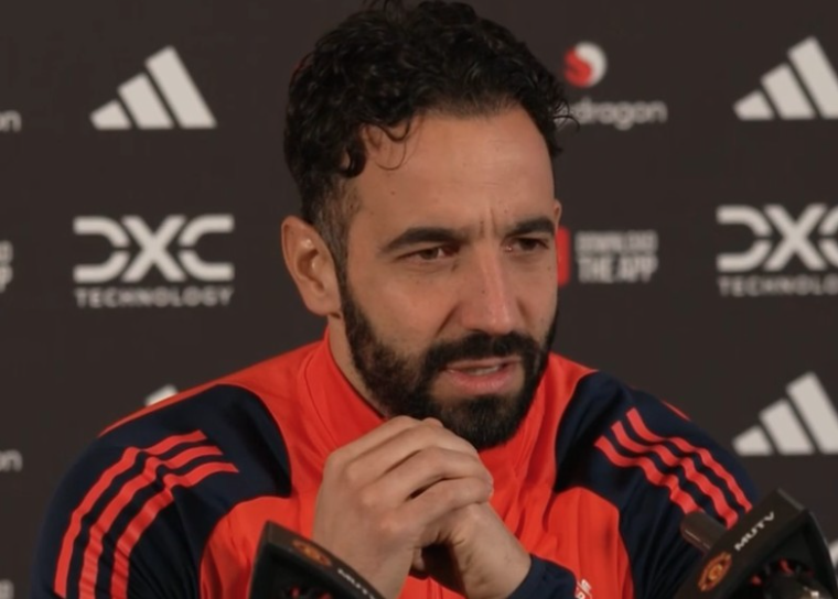 曼联主帅阿莫林谈引援策略：注重了解球员，谨慎做出决策