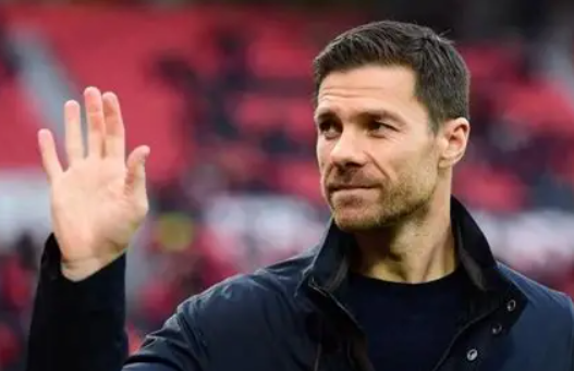 阿隆索下课风波：体能教练任命分歧成导火索