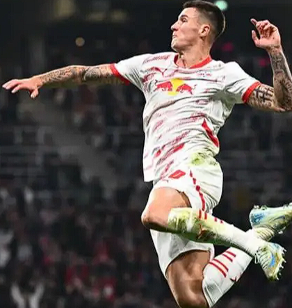 舍什科凭出色表现荣膺曼联2月最佳球员